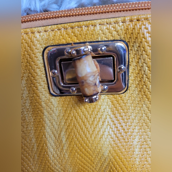 Gently used Sondra Roberts Squared yellow hand bag tortoise chain gold - Picture 3 of 16